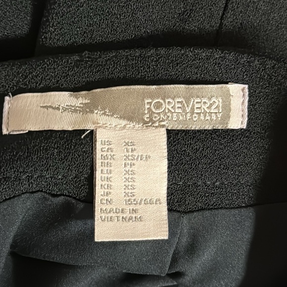 Forever 21 Essentials Black Mini Skirt Size XS Back Zip Lined office summer - Picture 7 of 8